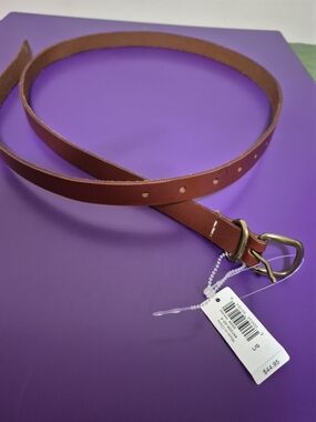 GAP Slim Brown Leather Belt with Brass-Tone Buckle